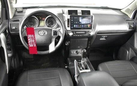 Toyota Land Cruiser Prado 150 рестайлинг 2, 2014 год, 3 464 900 рублей, 6 фотография