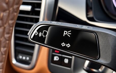 Porsche Cayenne III, 2020 год, 12 000 000 рублей, 18 фотография