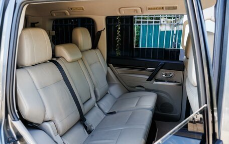 Mitsubishi Pajero IV, 2017 год, 2 499 000 рублей, 8 фотография