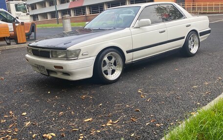 Nissan Laurel VIII, 1989 год, 410 000 рублей, 1 фотография