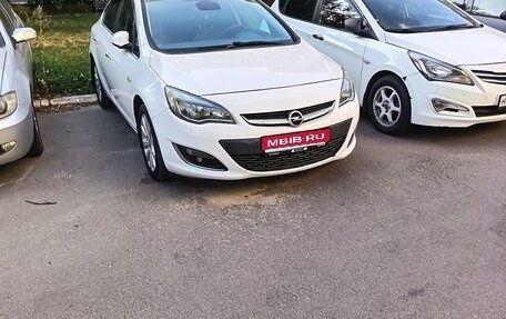 Opel Astra J, 2013 год, 830 000 рублей, 1 фотография