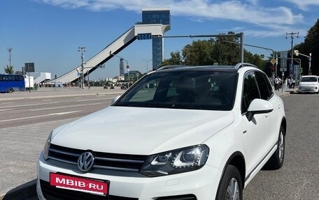 Volkswagen Touareg III, 2013 год, 3 000 000 рублей, 2 фотография