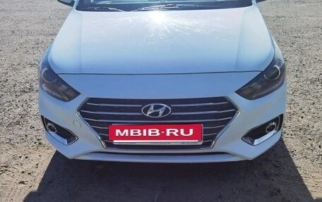Hyundai Solaris II рестайлинг, 2018 год, 1 100 000 рублей, 2 фотография