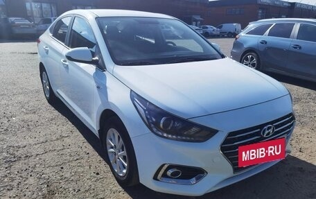 Hyundai Solaris II рестайлинг, 2018 год, 1 100 000 рублей, 4 фотография