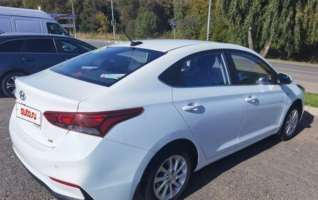 Hyundai Solaris II рестайлинг, 2018 год, 1 100 000 рублей, 7 фотография