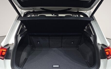 Volkswagen Tiguan II, 2023 год, 4 299 666 рублей, 28 фотография