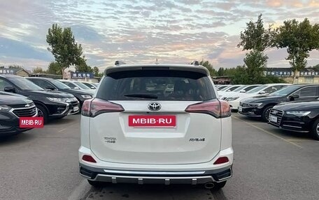 Toyota RAV4, 2018 год, 2 150 002 рублей, 3 фотография