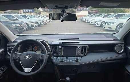 Toyota RAV4, 2018 год, 2 150 002 рублей, 15 фотография