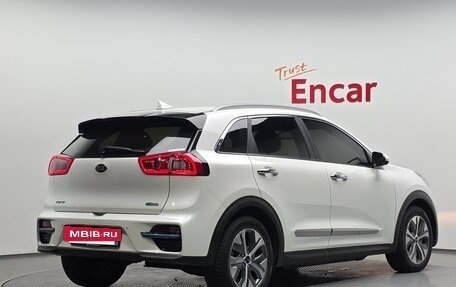 KIA Niro I, 2021 год, 2 000 001 рублей, 3 фотография