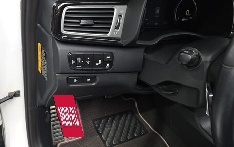 KIA Niro I, 2021 год, 2 000 001 рублей, 14 фотография