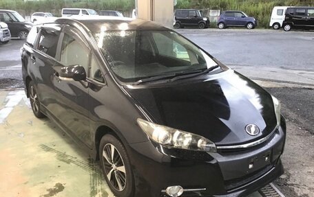 Toyota Wish II, 2013 год, 1 080 000 рублей, 2 фотография