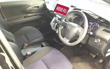 Toyota Wish II, 2013 год, 1 080 000 рублей, 7 фотография