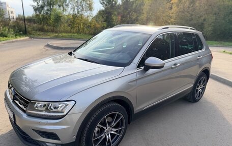 Volkswagen Tiguan II, 2018 год, 2 700 000 рублей, 3 фотография