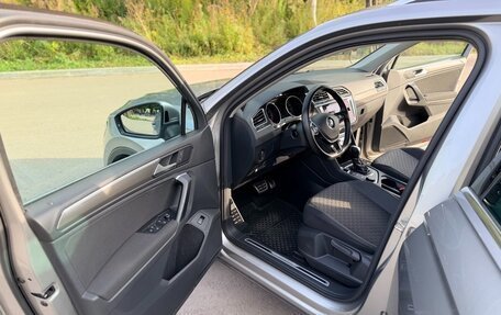 Volkswagen Tiguan II, 2018 год, 2 700 000 рублей, 10 фотография