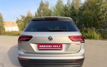 Volkswagen Tiguan II, 2018 год, 2 700 000 рублей, 6 фотография