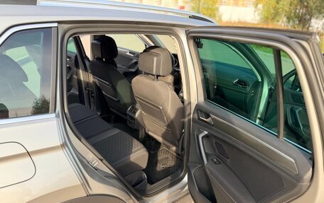 Volkswagen Tiguan II, 2018 год, 2 700 000 рублей, 13 фотография