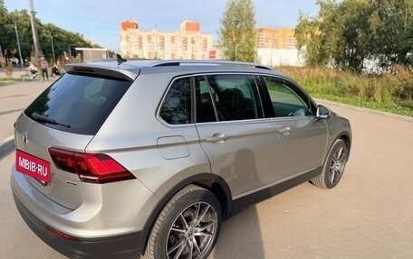 Volkswagen Tiguan II, 2018 год, 2 700 000 рублей, 9 фотография