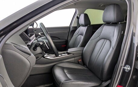Hyundai Sonata VIII, 2021 год, 2 490 000 рублей, 22 фотография