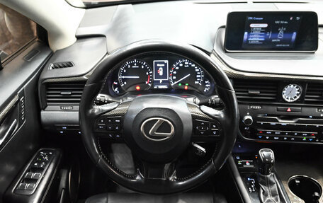 Lexus RX IV рестайлинг, 2017 год, 4 160 000 рублей, 13 фотография