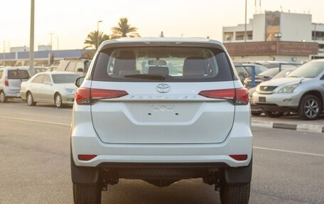 Toyota Fortuner II, 2026 год, 5 250 011 рублей, 8 фотография