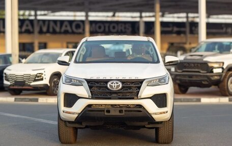 Toyota Fortuner II, 2026 год, 5 250 011 рублей, 2 фотография