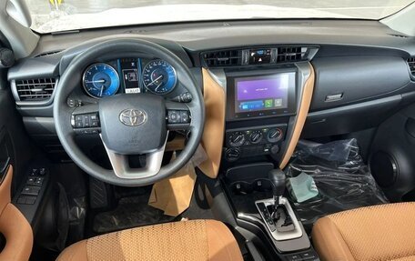 Toyota Fortuner II, 2026 год, 5 250 011 рублей, 22 фотография