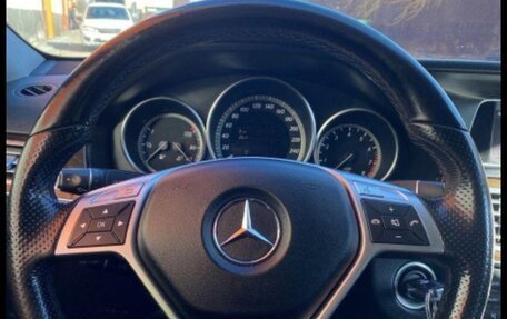 Mercedes-Benz E-Класс, 2014 год, 2 000 000 рублей, 11 фотография