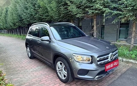 Mercedes-Benz GLB, 2022 год, 2 800 700 рублей, 3 фотография
