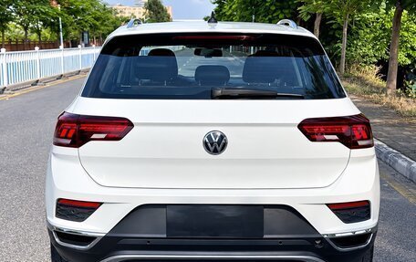 Volkswagen T-Roc I, 2022 год, 1 950 002 рублей, 5 фотография