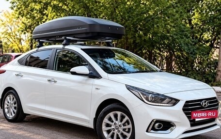 Hyundai Solaris II рестайлинг, 2018 год, 1 800 000 рублей, 2 фотография