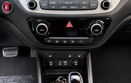 Hyundai Solaris II рестайлинг, 2018 год, 1 800 000 рублей, 5 фотография