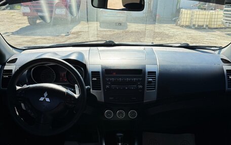 Mitsubishi Outlander III рестайлинг 3, 2007 год, 880 000 рублей, 13 фотография