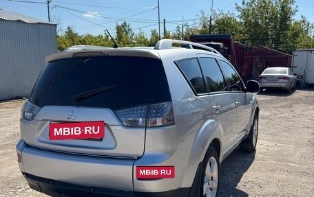 Mitsubishi Outlander III рестайлинг 3, 2007 год, 880 000 рублей, 12 фотография