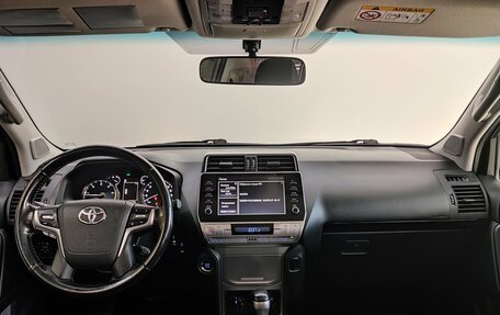 Toyota Land Cruiser Prado 150 рестайлинг 2, 2020 год, 4 950 000 рублей, 9 фотография