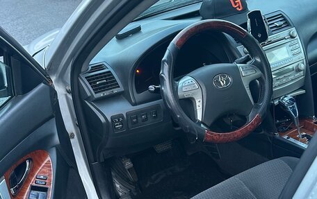 Toyota Camry, 2010 год, 840 000 рублей, 8 фотография