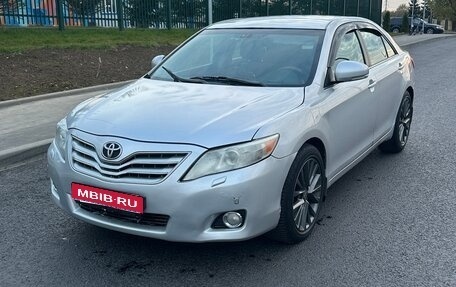 Toyota Camry, 2010 год, 840 000 рублей, 2 фотография