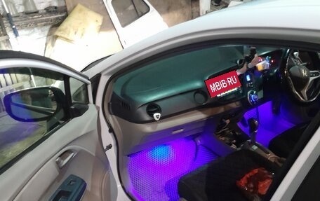 Honda Insight II рестайлинг, 2009 год, 500 000 рублей, 5 фотография