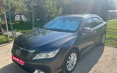 Toyota Camry, 2012 год, 1 100 000 рублей, 38 фотография