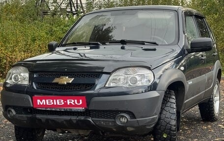 Chevrolet Niva I рестайлинг, 2011 год, 530 000 рублей, 10 фотография