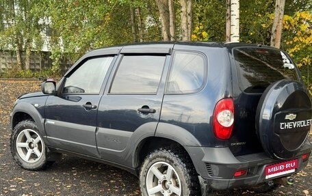 Chevrolet Niva I рестайлинг, 2011 год, 530 000 рублей, 4 фотография