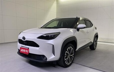 Toyota Yaris Cross, 2022 год, 1 490 000 рублей, 1 фотография