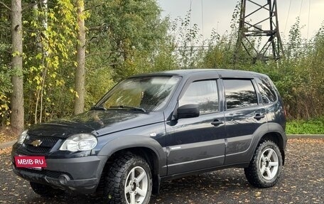 Chevrolet Niva I рестайлинг, 2011 год, 530 000 рублей, 11 фотография