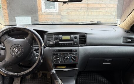 Toyota Corolla, 2004 год, 450 000 рублей, 1 фотография