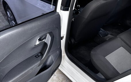 Volkswagen Polo VI (EU Market), 2012 год, 400 000 рублей, 15 фотография