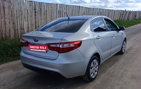 KIA Rio III рестайлинг, 2015 год, 560 000 рублей, 3 фотография