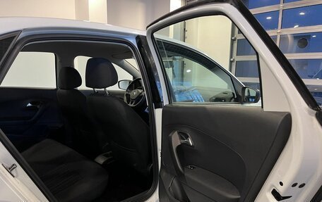 Volkswagen Polo VI (EU Market), 2017 год, 1 274 000 рублей, 17 фотография