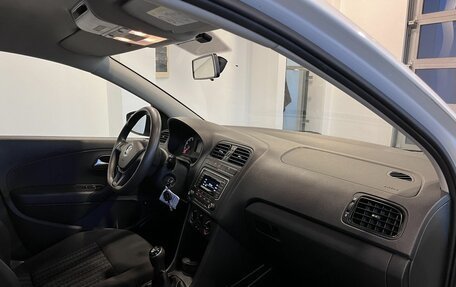 Volkswagen Polo VI (EU Market), 2017 год, 1 274 000 рублей, 12 фотография