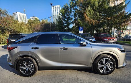 Lexus RX IV рестайлинг, 2025 год, 7 490 000 рублей, 6 фотография
