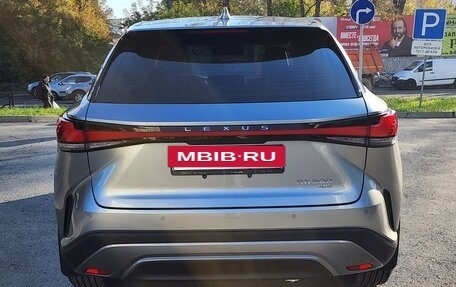 Lexus RX IV рестайлинг, 2025 год, 7 490 000 рублей, 4 фотография