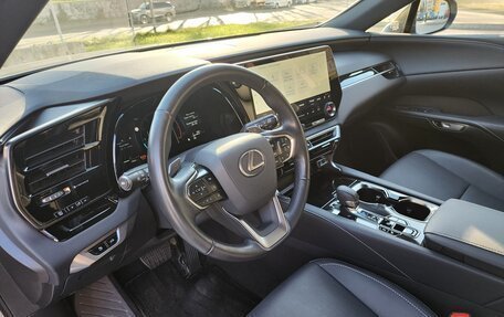 Lexus RX IV рестайлинг, 2025 год, 7 490 000 рублей, 13 фотография